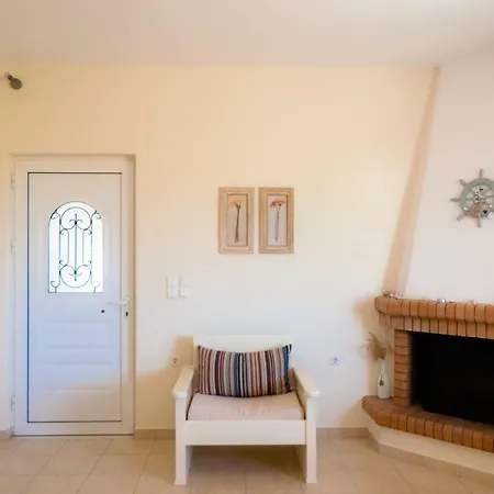 Felicia's Sun-side House Kastrákion